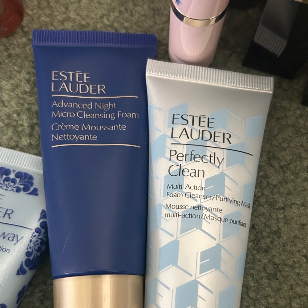Estee Lauder Products and Samples - Picture 2 of 8